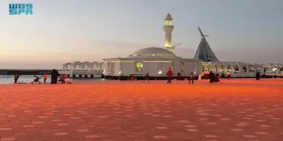 Al-Rahma Mosque: Jeddah’s Floating Architectural Masterpiece on the Red Sea